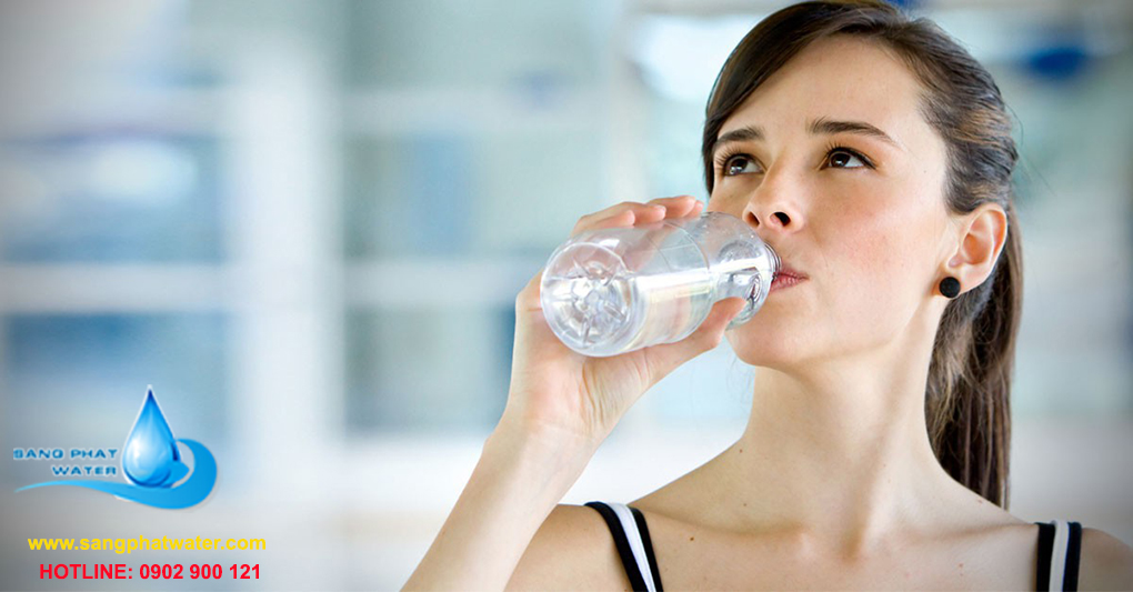 uống nước khoáng rất tốt cho sức khỏe