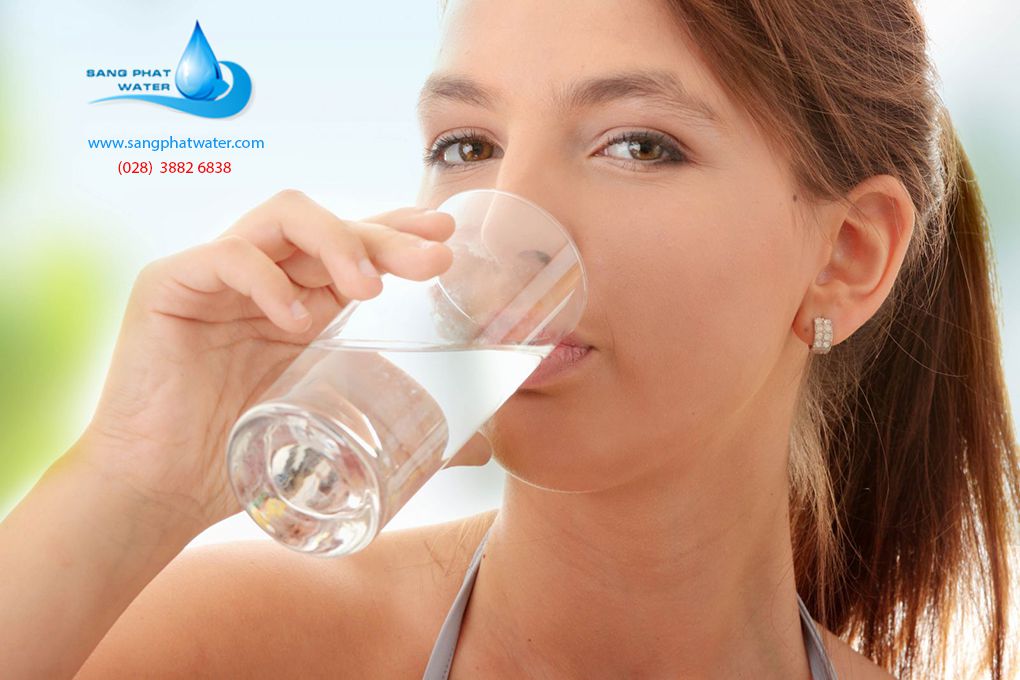 Uống nước đóng chai bidrico giúp giảm cân